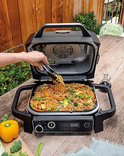 Ninja XSKGRIDPLTEUK Woodfire - Płaska płyta kompatybilna z elektrycznym grillem Ninja Woodfire (seria OG700), powłoka ceramiczna, akcesoria czarne - obrazek 2