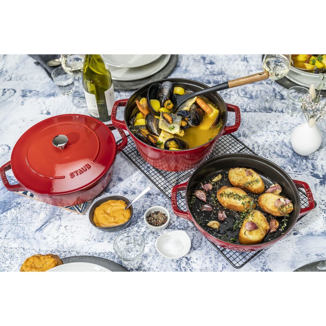 Staub La Cocotte – Zestaw 3 okrągłych garnków do pieczenia potraw - obrazek 3