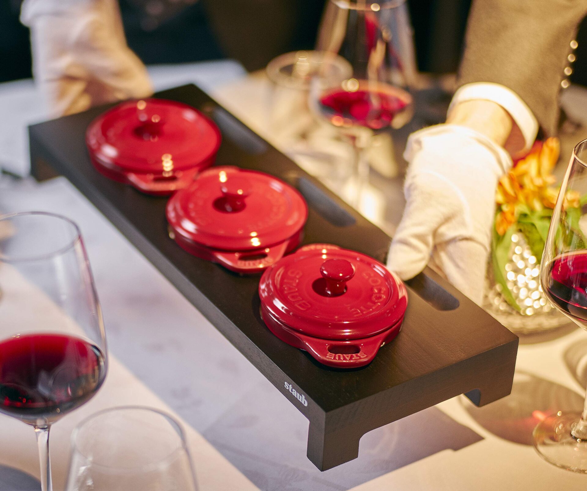 STAUB Mini stojak na koktajle, żeliwny, czarny, 42 x 16 x 5 cm - obrazek 4