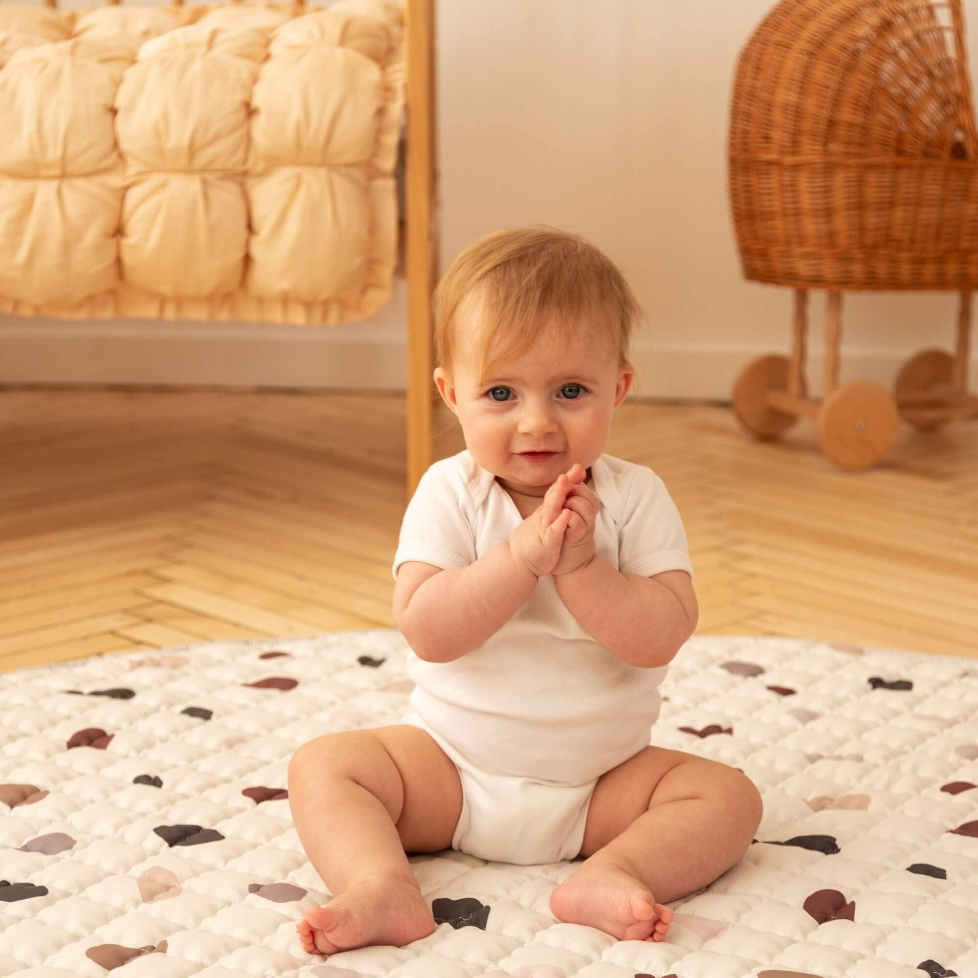 Hakuna Matte Pikowany koc do raczkowania dla niemowląt, 150 cm, konfet - obrazek 2