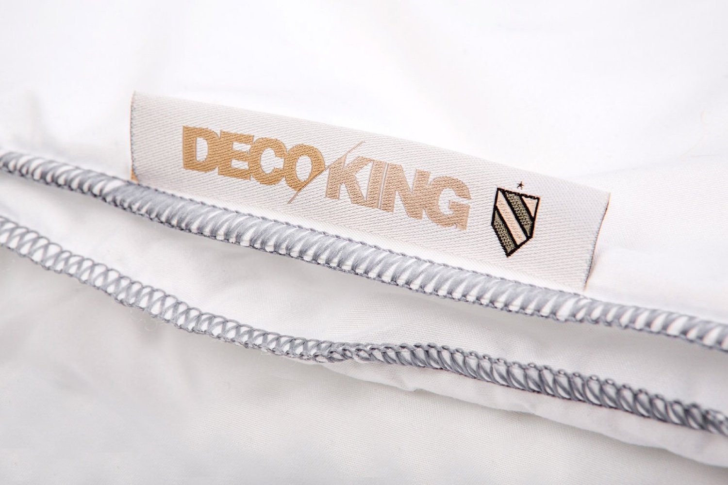 Pikowana kołdra letnia DecoKing 82515 200x200 cm - antyalergiczna, 100% mikrofibra, 1200 g/m2 - obrazek 5