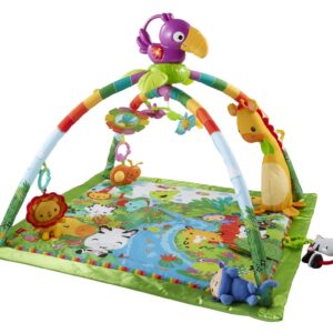 Fisher-Price Mata Gimnastyczna Z Muzyką I Światełkami – Z Atrakcyjnymi Zabawkami I Motywami Lasu Tropikalnego GXC35: Wielofunkcyjna mata gimnastyczna dla dzieci z muzyką, światełkami i atrakcyjnymi zabawkami inspirowanymi lasem tropikalnym GXC35