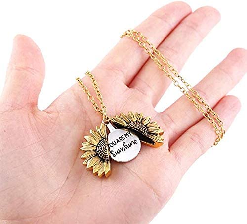 Personalized Sunflower Pendant Necklace - Engraved 'You are My Sunshine' - Perfect Mother's Day Gift with Gift Box - obrazek 2