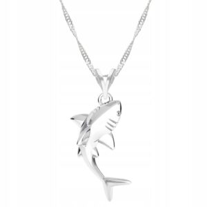 Naszyjnik ze srebra próby 925 z eleganckim wisiorkiem - idealny prezent dla kobiet