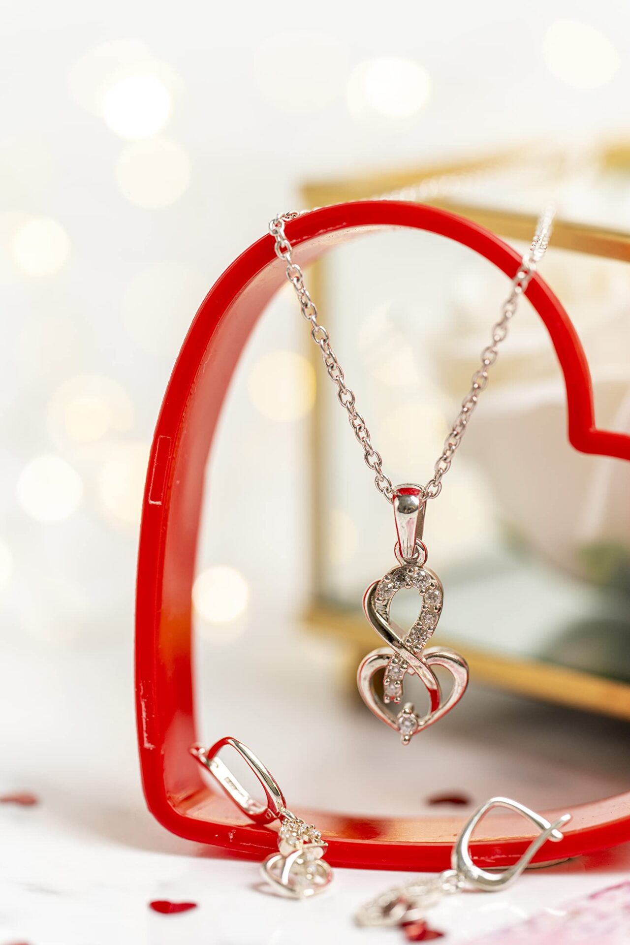 Elegancki naszyjnik damska z cyrkonią AAA i srebrną zawieszką - Biżuteria wykonana z dbałością o detale - obrazek 5