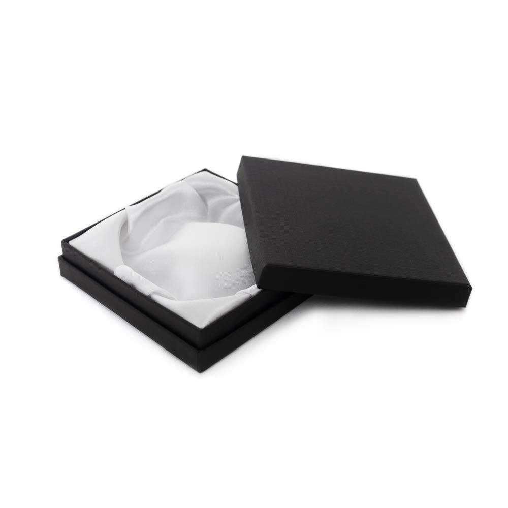 Eleganckie pudełko na bransoletkę z białym satynowym wkładem - idealne na prezent - obrazek 3
