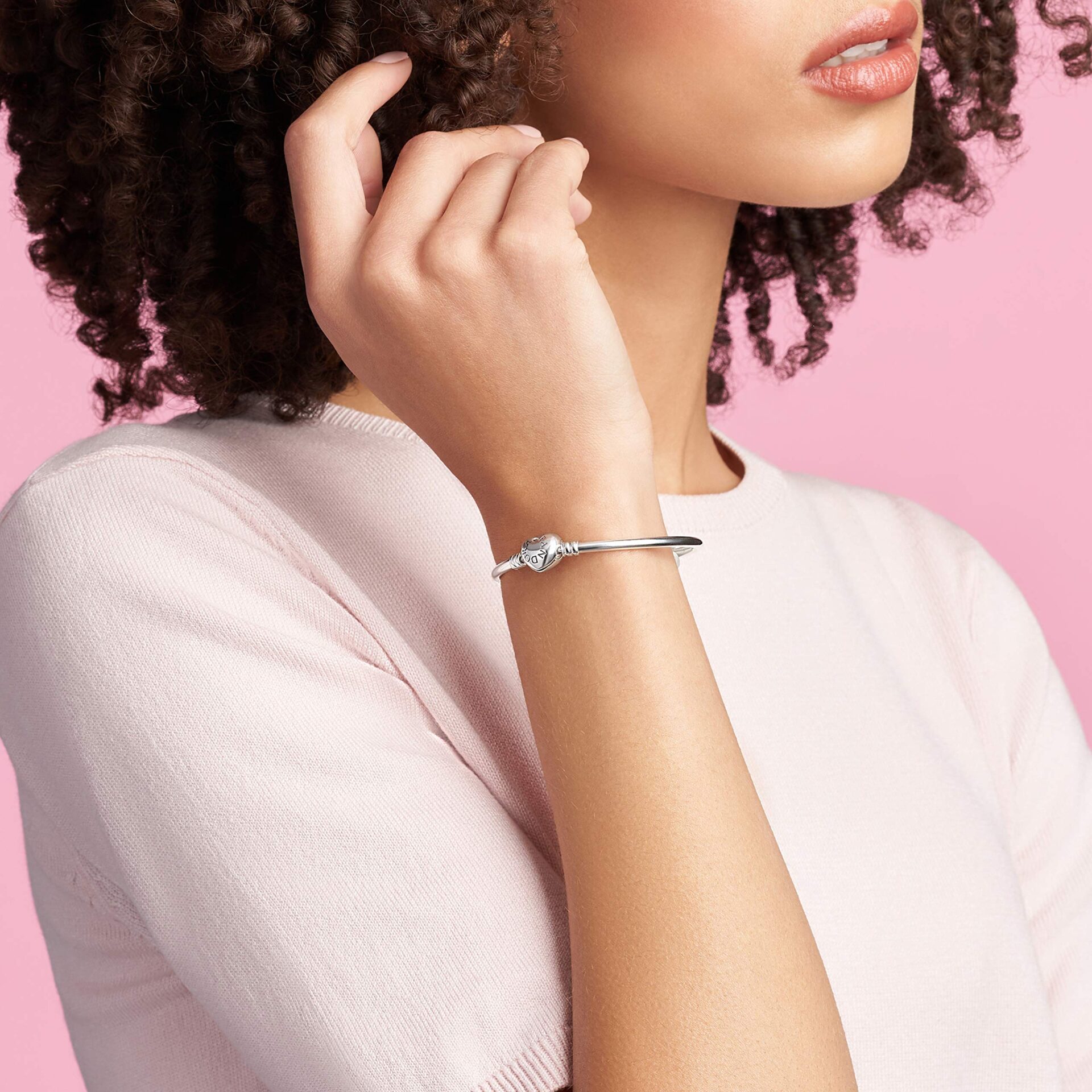 Pandora Bransoletka damska z charmsami - obrazek 8