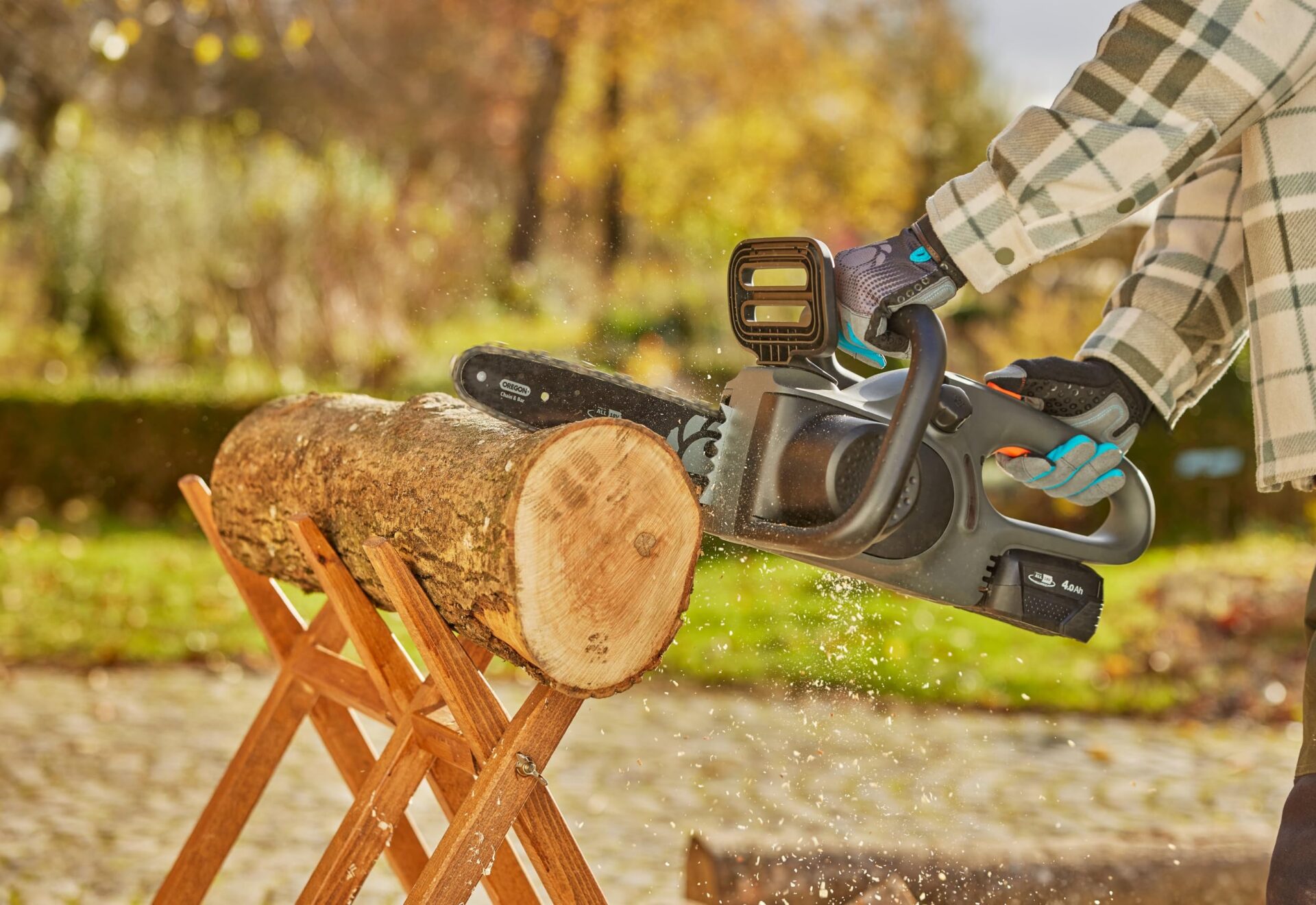 Gardena PowerSaw 250/18V Gotowa do użycia akumulatorowa piła łańcuchow - obrazek 3