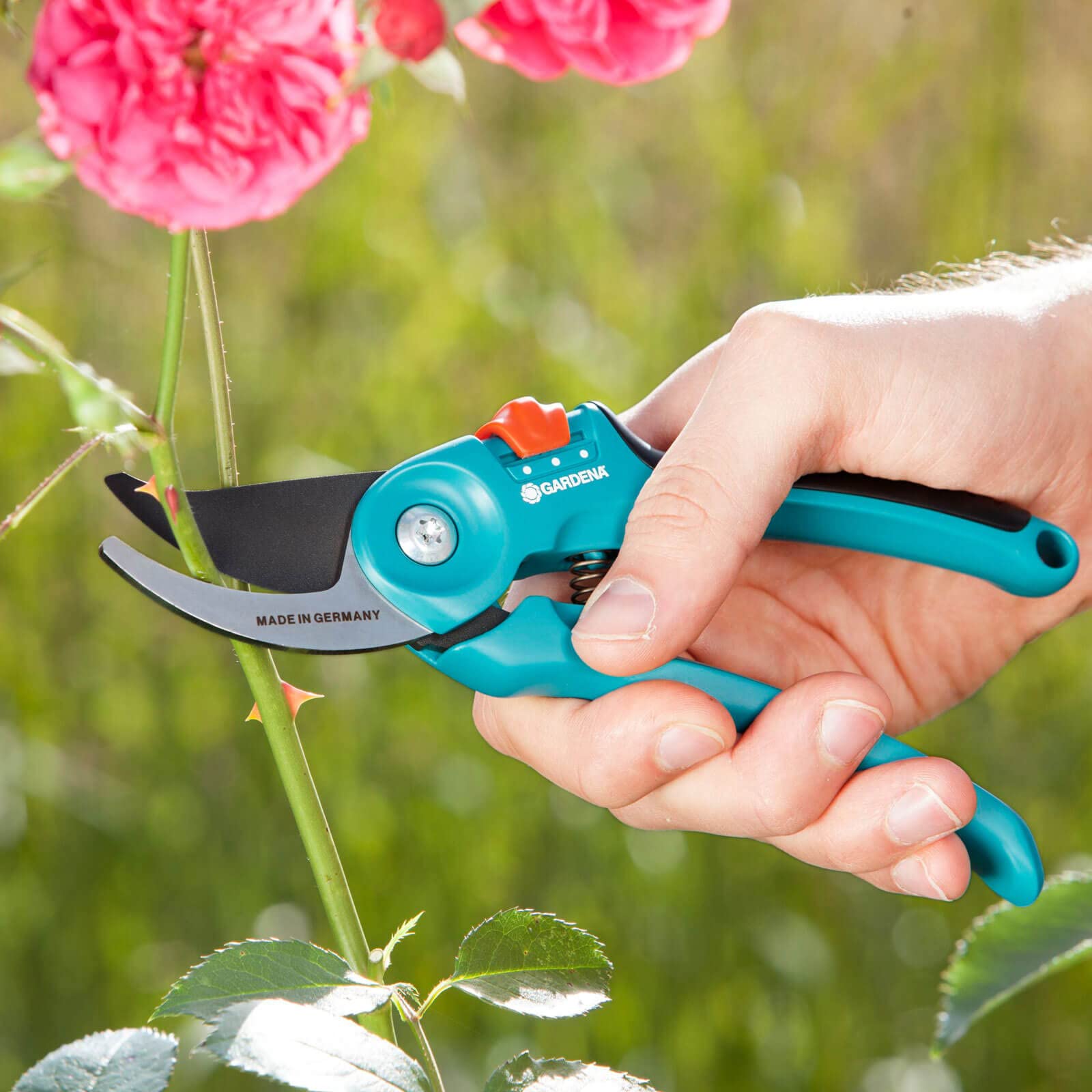 Gardena G8853-34 Sekator Turkusowy/Szary 17.78 x 12.7 x 5.08 cm; 220 g - obrazek 2
