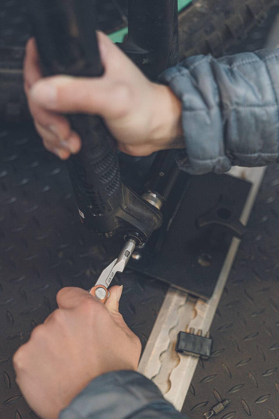 Gerber 30-001590 Scyzoryk Wielofunkcyjny Arm Bar Drive, Niebieski, 8 F - obrazek 4